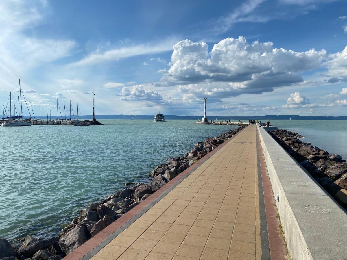Dorina Wellness Appartement Siófok Buitenkant foto