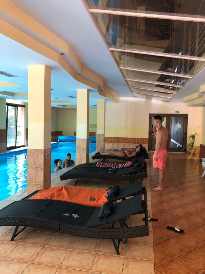 Dorina Wellness Appartement Siófok Buitenkant foto